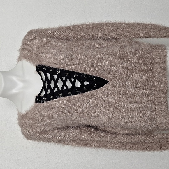 Express "NEW" Tan Black Soft Cozy Fuzzy Lace Up Crew Neck Y2K Sweater Size S - Picture 2 of 13